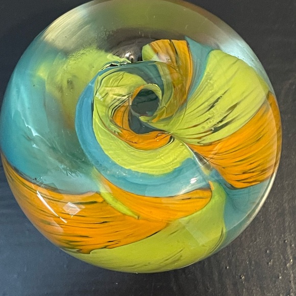 VINTAGE ART GLASS MULTICOLOR Handblown PAPERWEIGHT - AQUA, LIME & ORANGE LG 4” - Picture 6 of 11